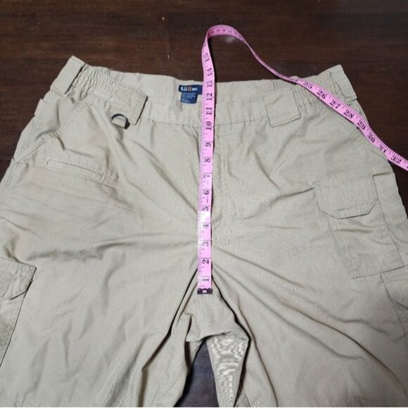 5.11 Tactical Shorts Mens 38 Tan Beige Canvas Cargo Utility - Picture 3 of 10